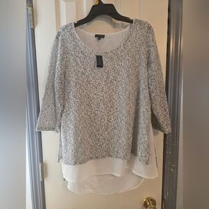 The Limited Textured Knit Top in Gray and White